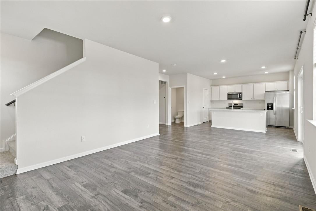 2236 Gregory Drive Property Photo 6