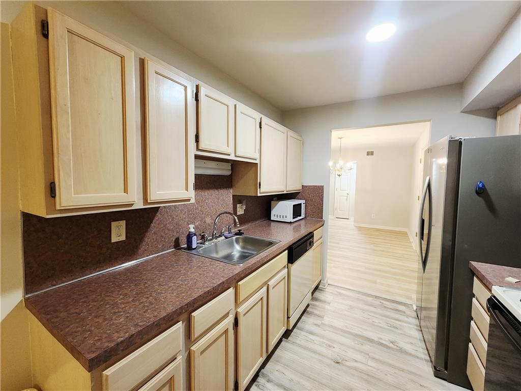 7276 Sauerkraut Lane A Property Photo 12
