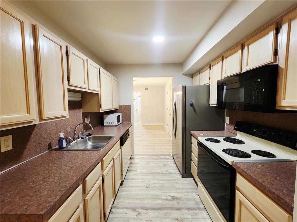 7276 Sauerkraut Lane A Property Photo 14