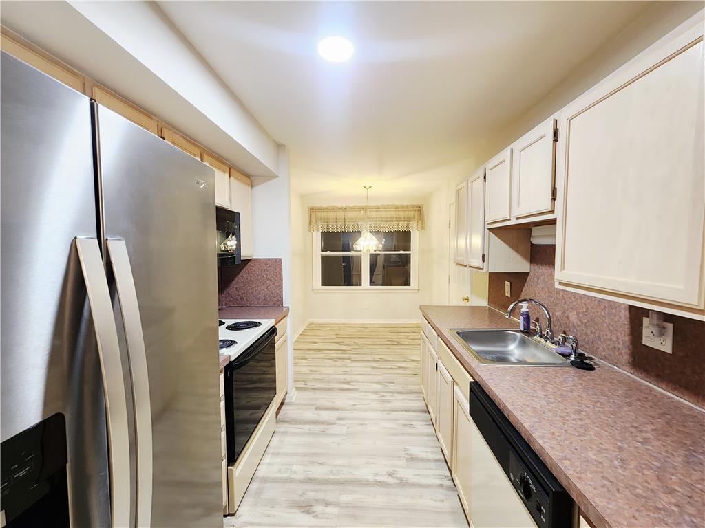 7276 Sauerkraut Lane A Property Photo 16