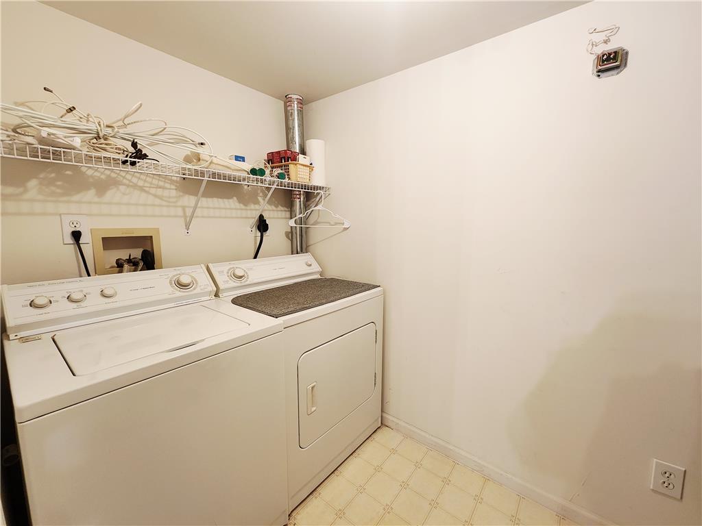 7276 Sauerkraut Lane A Property Photo 27