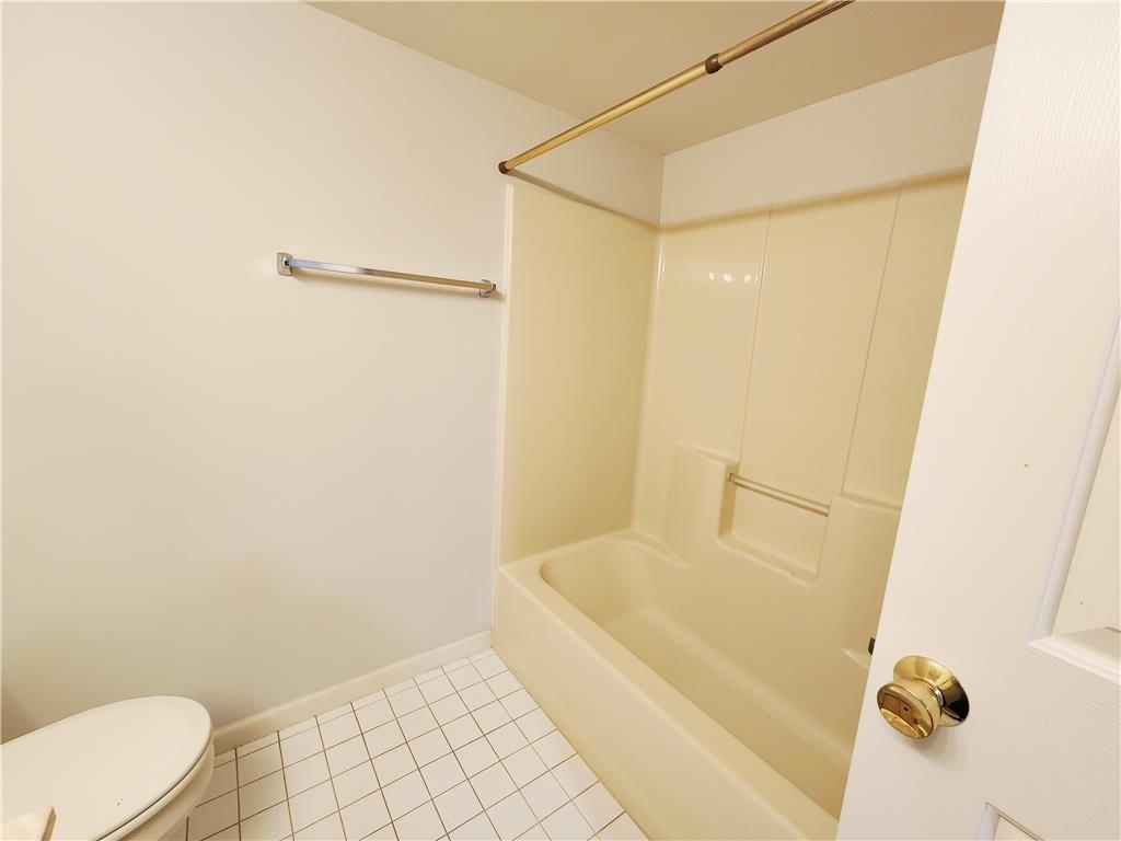 7276 Sauerkraut Lane A Property Photo 31