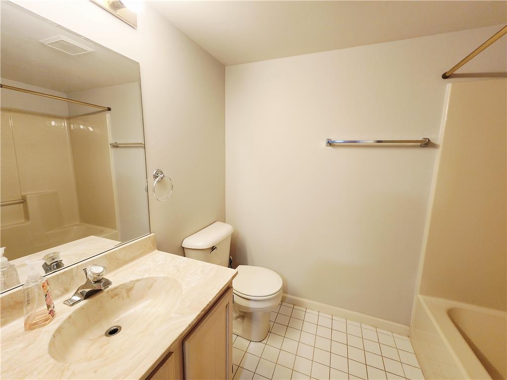 7276 Sauerkraut Lane A Property Photo 32
