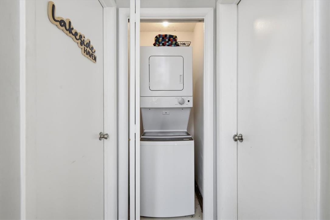 6125 Boardwalk Drive Property Photo 16