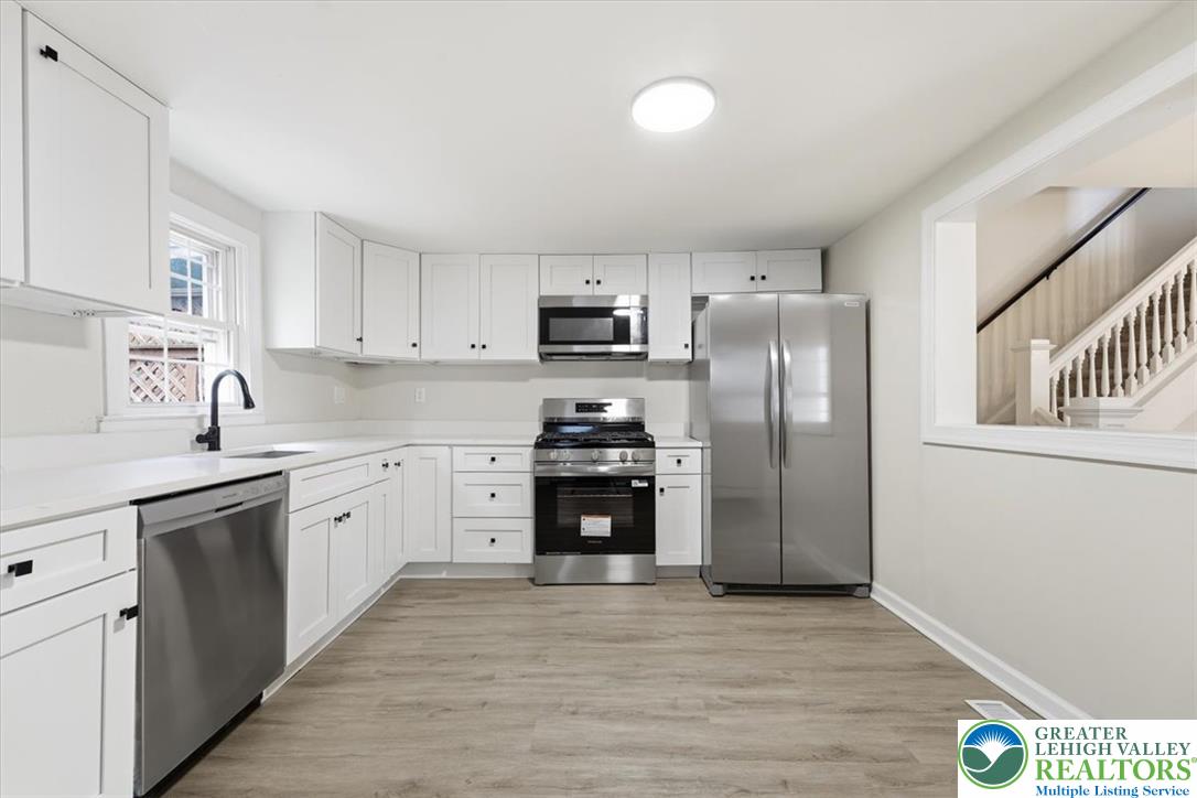 1110 Lehigh Avenue Property Photo 8
