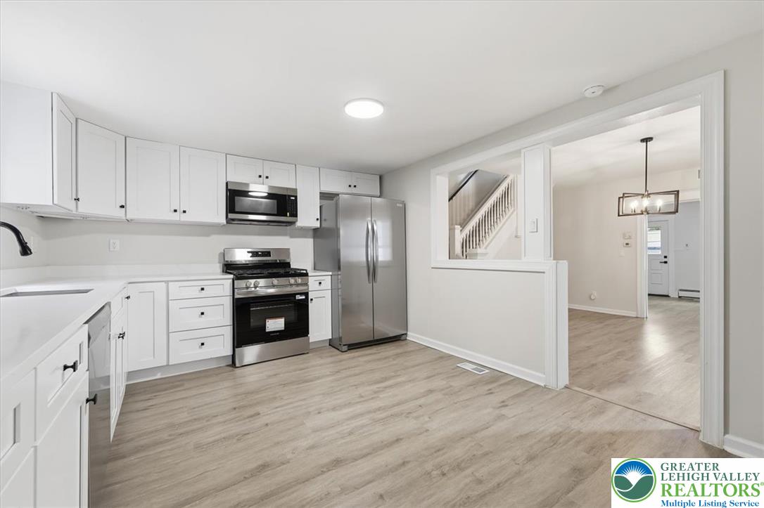 1110 Lehigh Avenue Property Photo 9