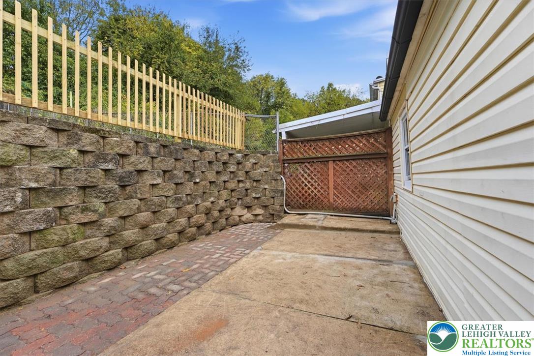 1110 Lehigh Avenue Property Photo 26