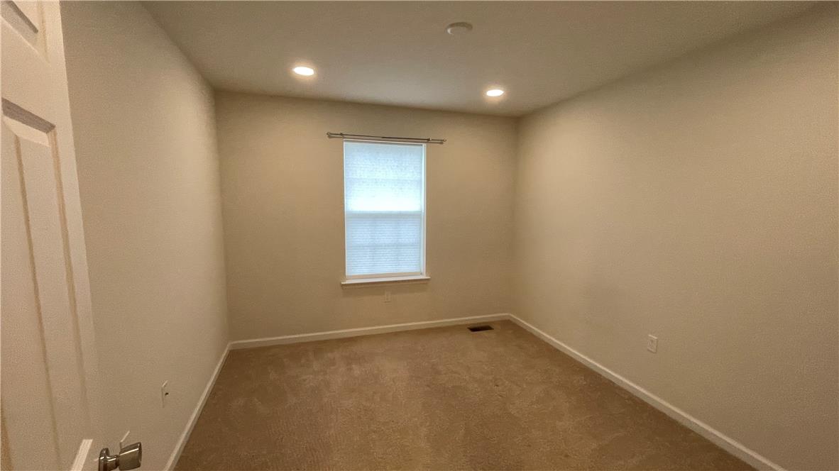 1373 Caspian Street Property Photo 10