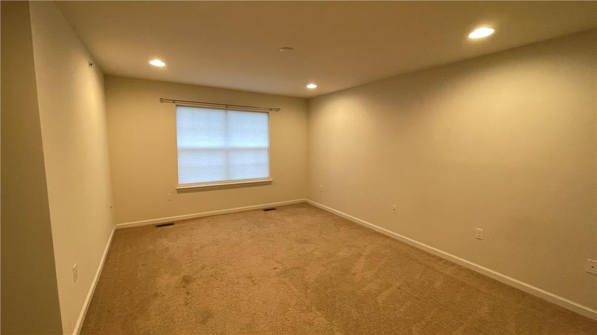 1373 Caspian Street Property Photo 14