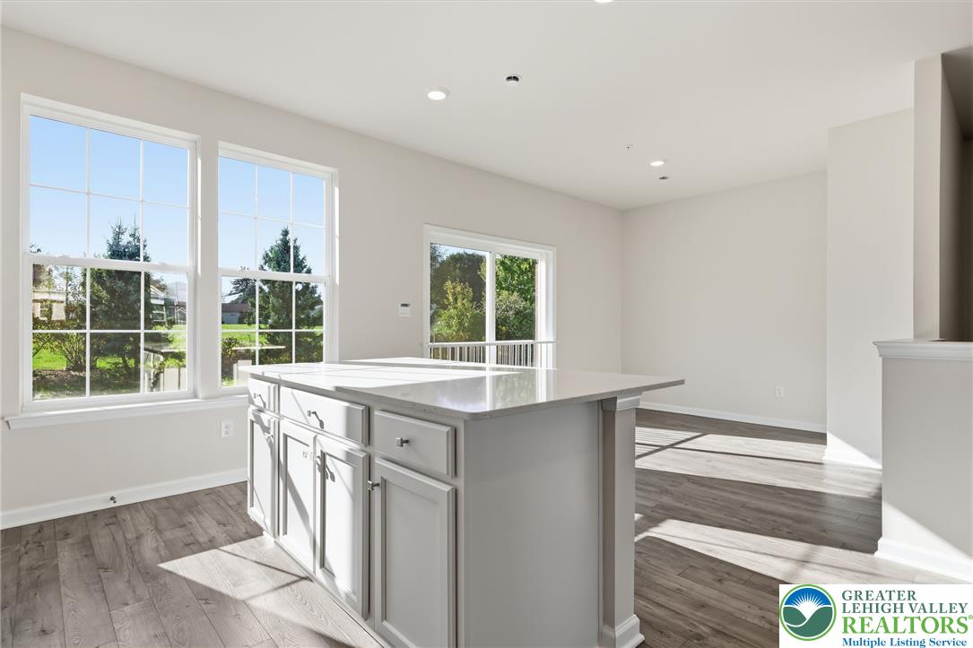 1086 Meadowlark Drive Property Photo 12