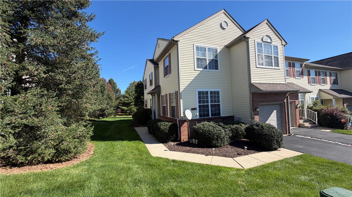 8100 Cross Creek Circle West Property Photo 1