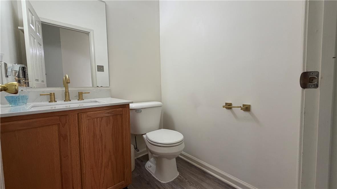8100 Cross Creek Circle West Property Photo 15