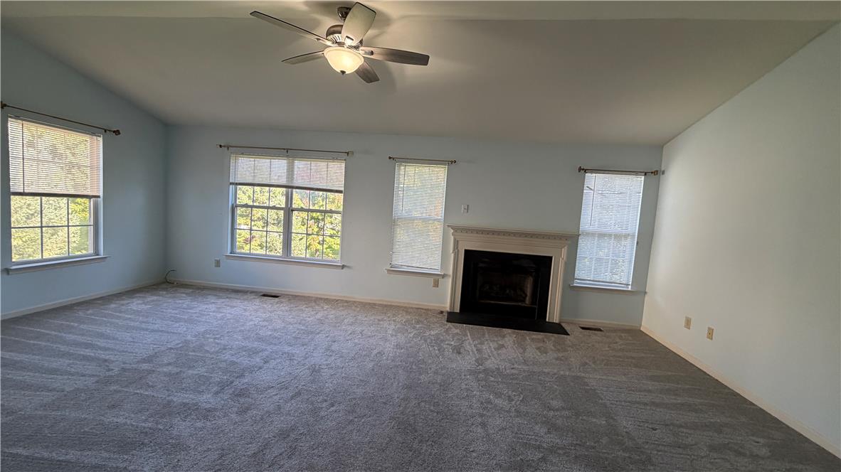 8100 Cross Creek Circle West Property Photo 16