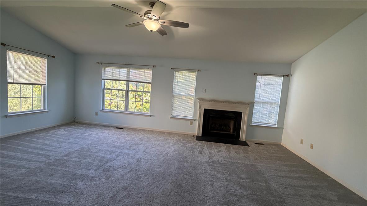 8100 Cross Creek Circle West Property Photo 17