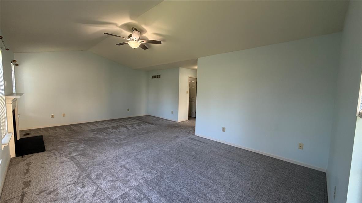 8100 Cross Creek Circle West Property Photo 19