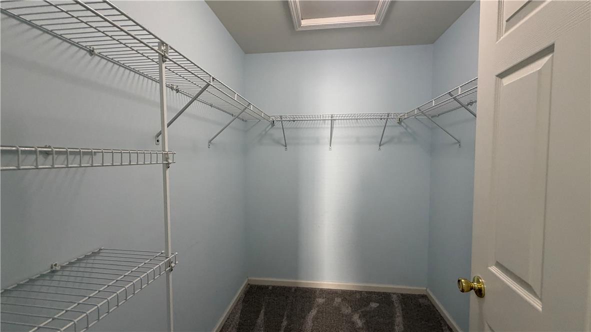 8100 Cross Creek Circle West Property Photo 20