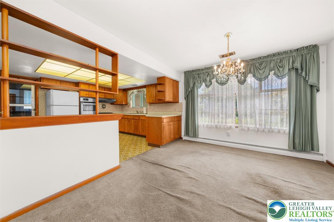 1246 8th Property Photo 7