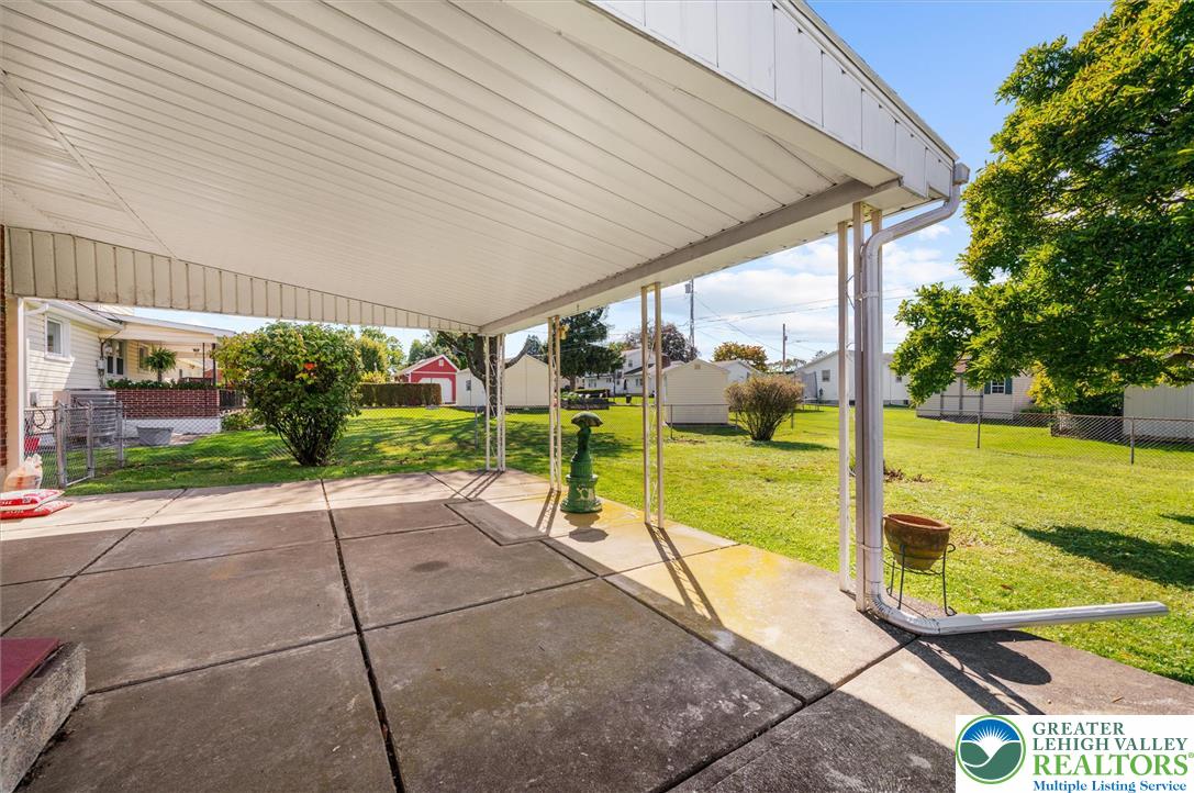 1246 8th Property Photo 24