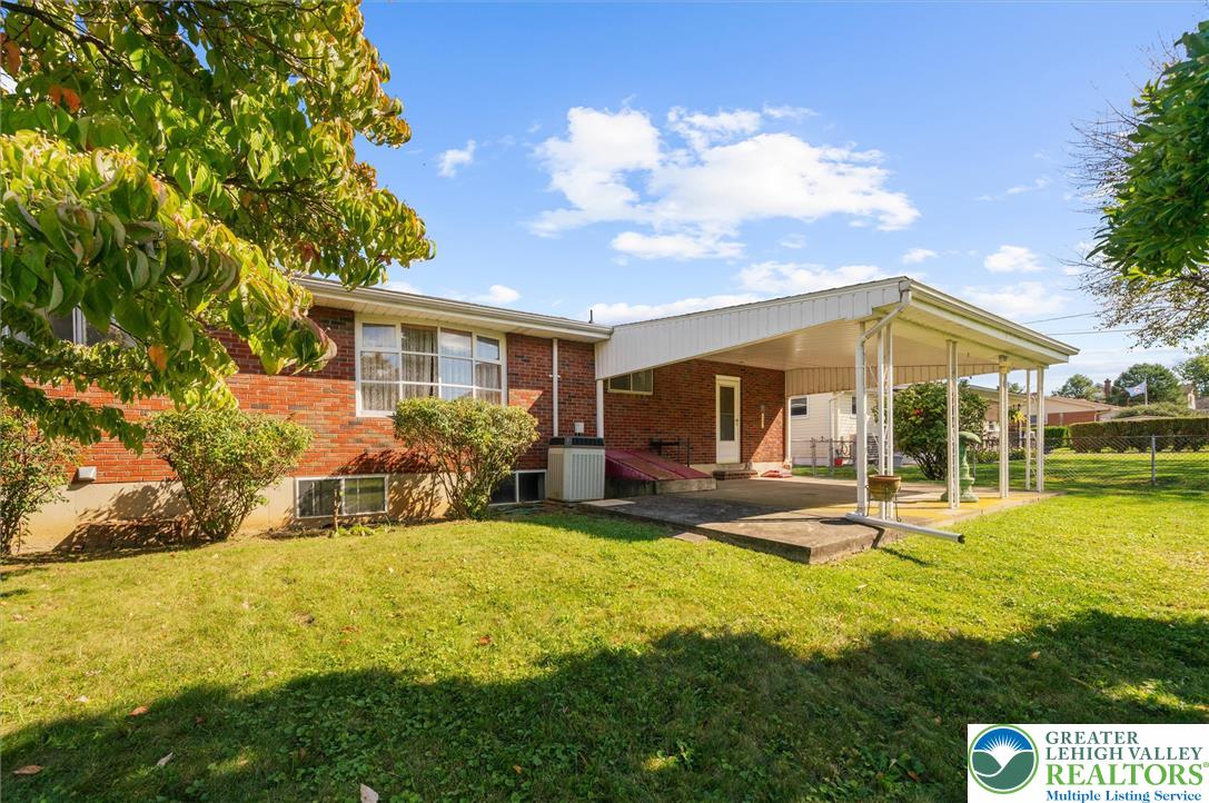 1246 8th Property Photo 25