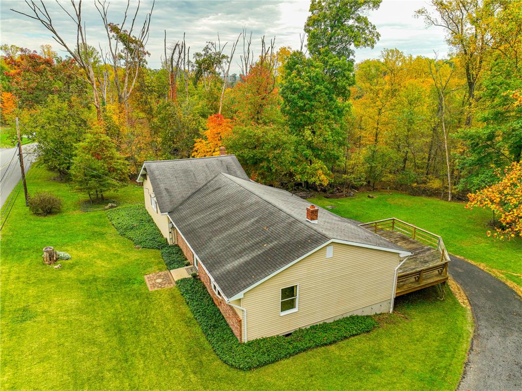 2642 Welshtown Road Property Photo 4