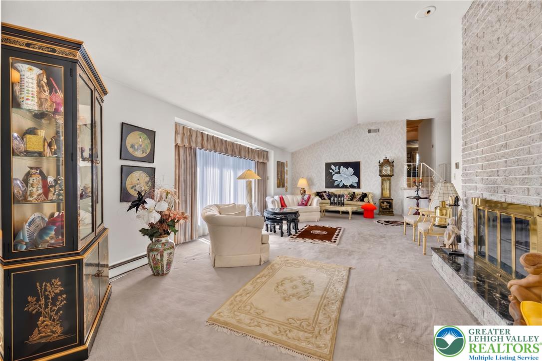 100 South Greenwood Avenue Property Photo 18