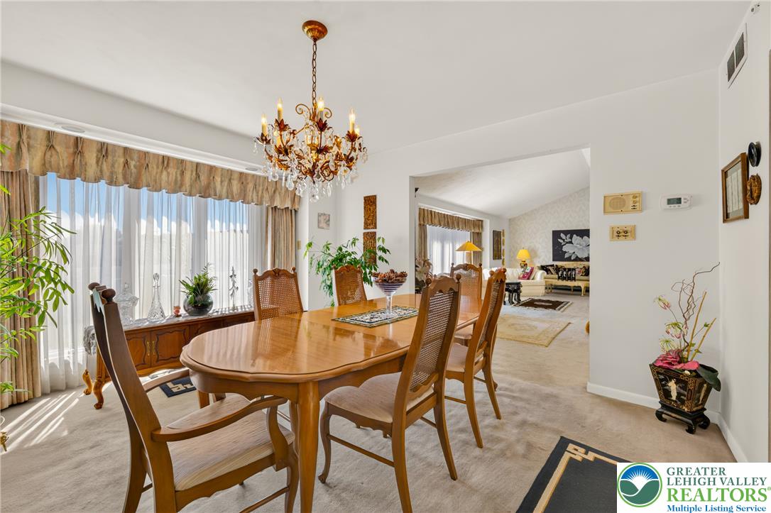 100 South Greenwood Avenue Property Photo 20