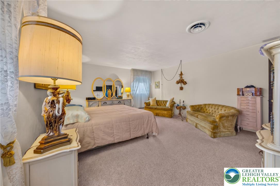 100 South Greenwood Avenue Property Photo 39