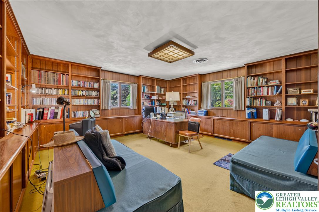 100 South Greenwood Avenue Property Photo 46