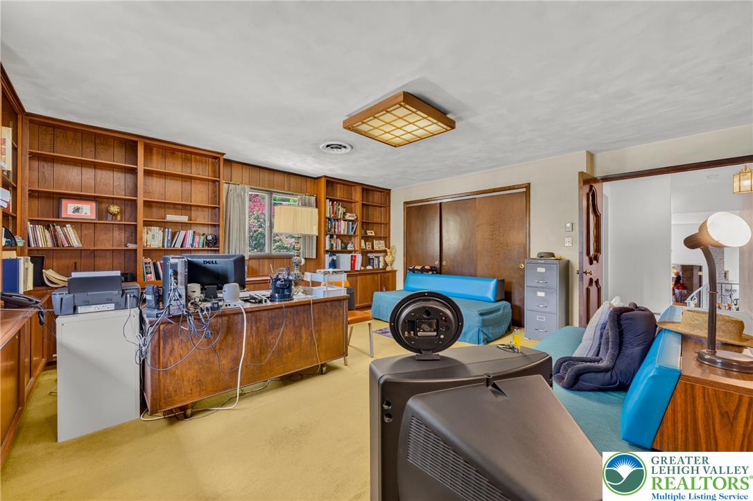 100 South Greenwood Avenue Property Photo 47
