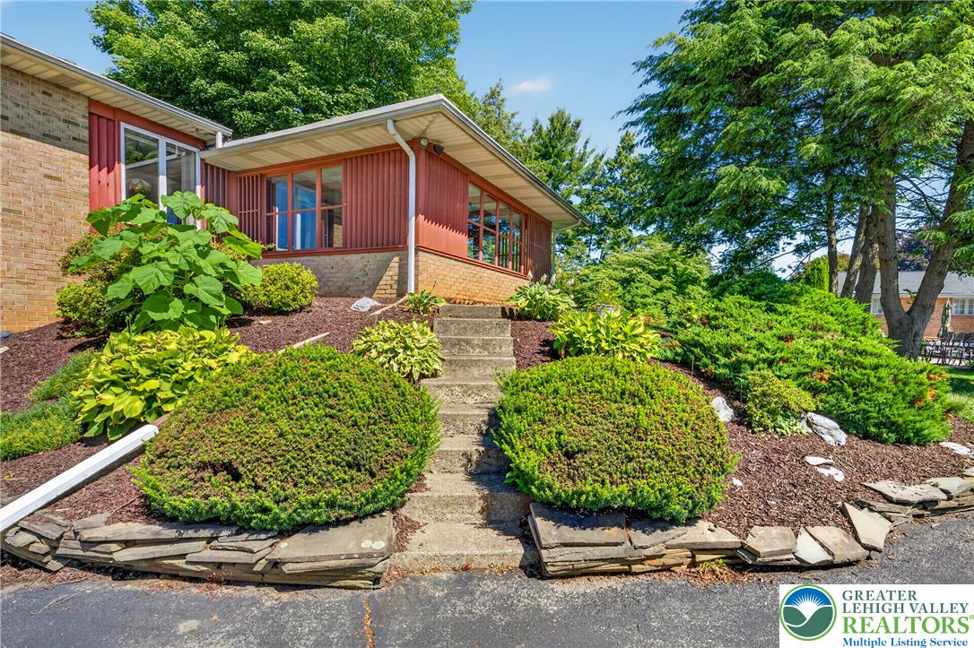100 South Greenwood Avenue Property Photo 70
