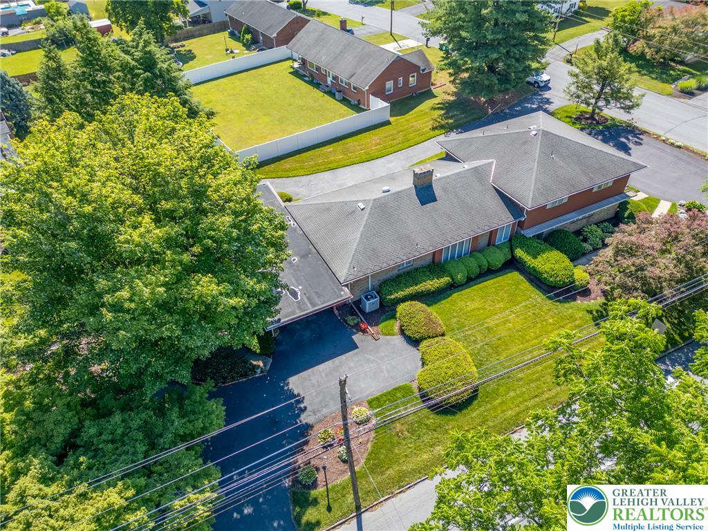 100 South Greenwood Avenue Property Photo 77