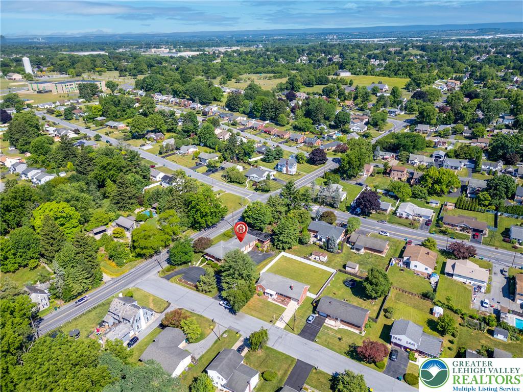 100 South Greenwood Avenue Property Photo 84