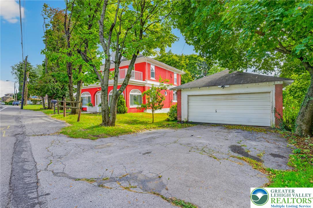 1014 Susquehanna Street Property Photo 6