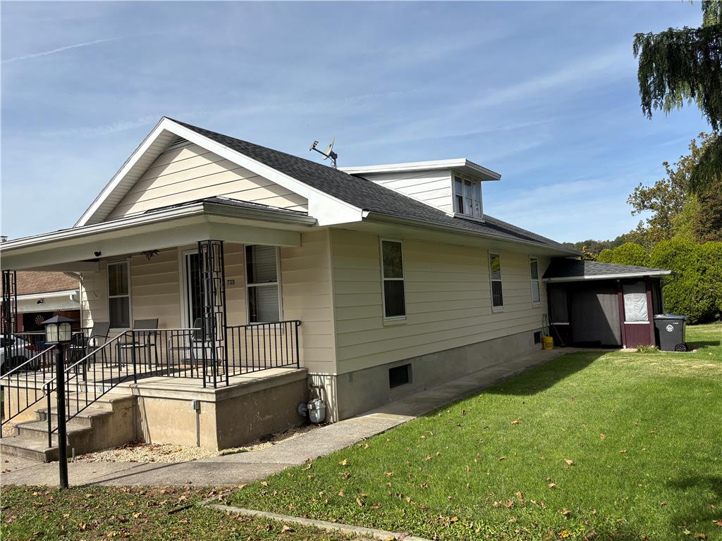 735 Lexington Street Property Photo 2