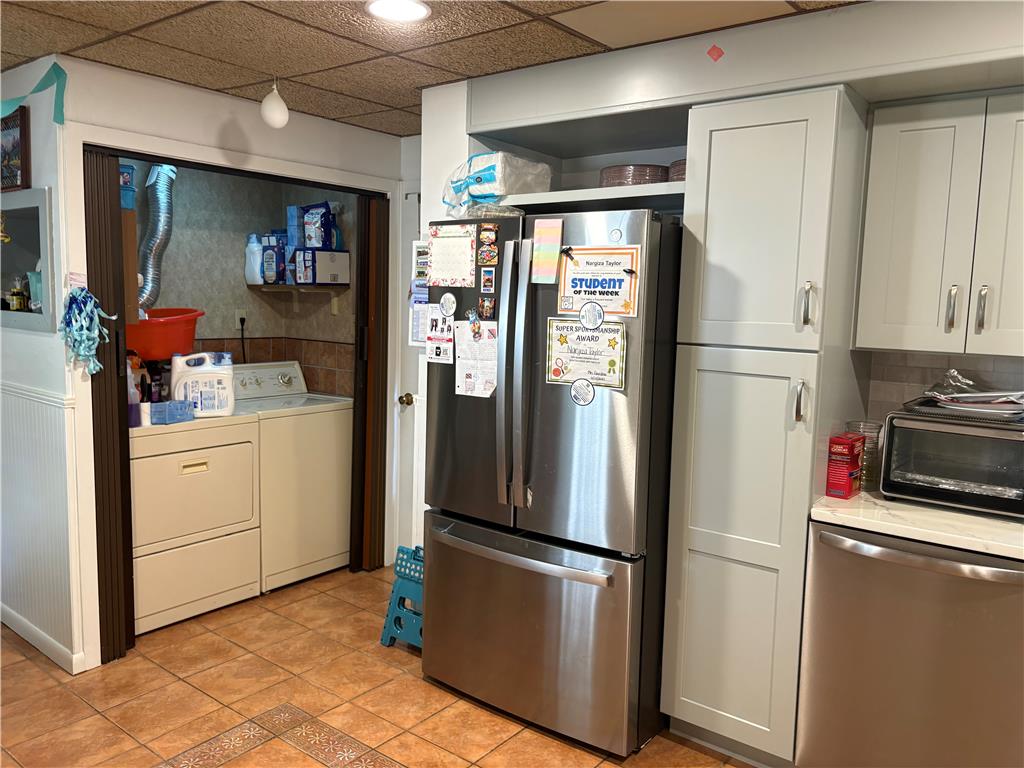 735 Lexington Street Property Photo 10