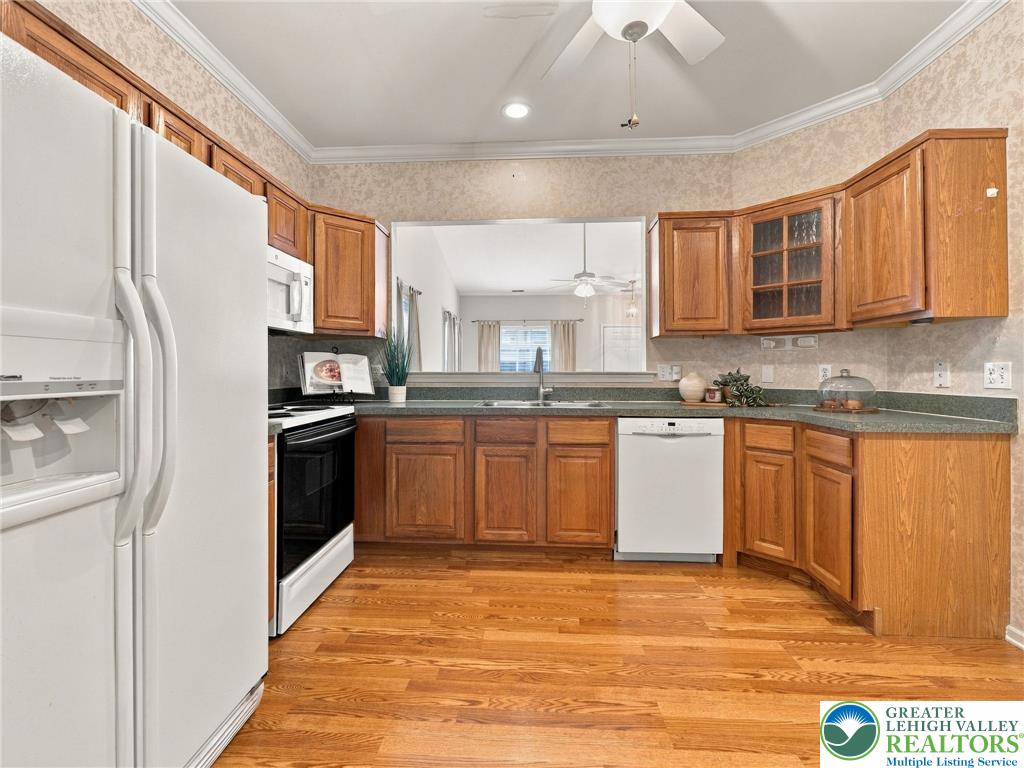 4851 Derby Lane Property Photo 10
