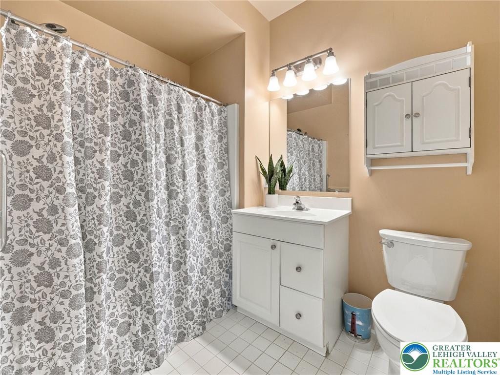 4851 Derby Lane Property Photo 29