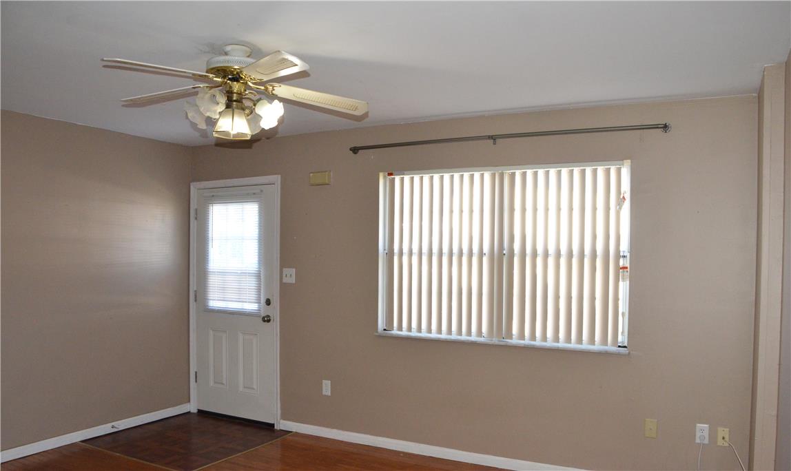 944 West Wyoming Street Property Photo 7