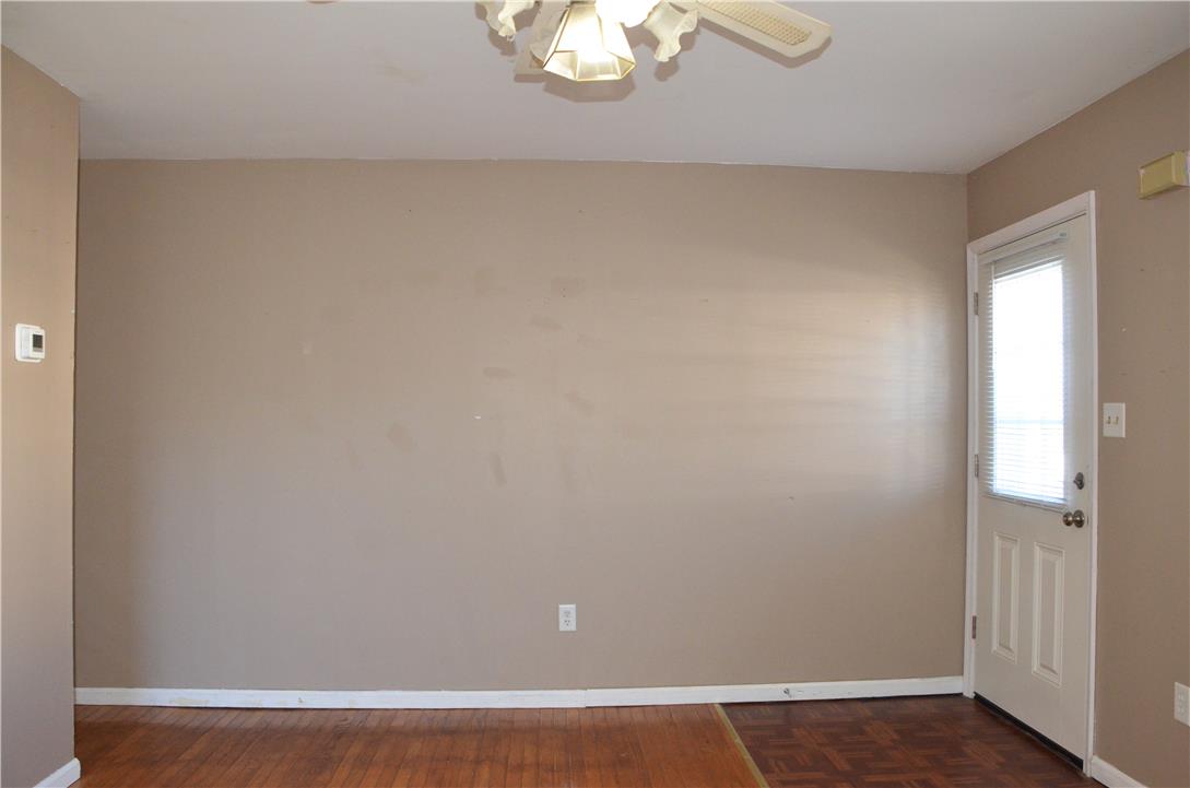 944 West Wyoming Street Property Photo 8