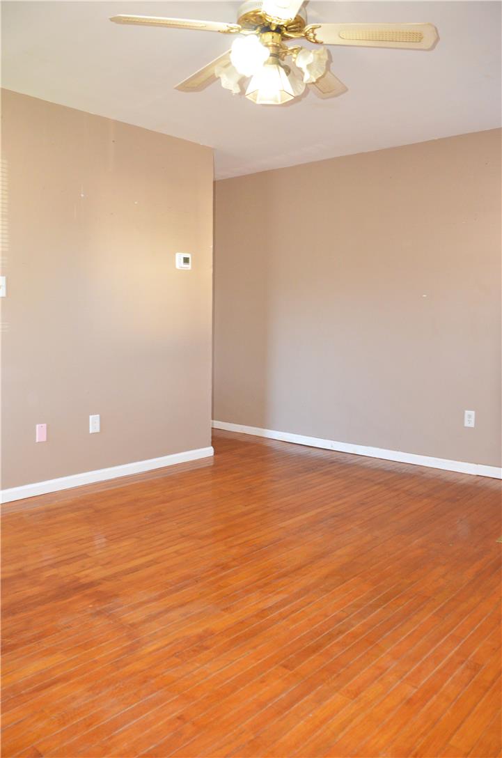 944 West Wyoming Street Property Photo 9