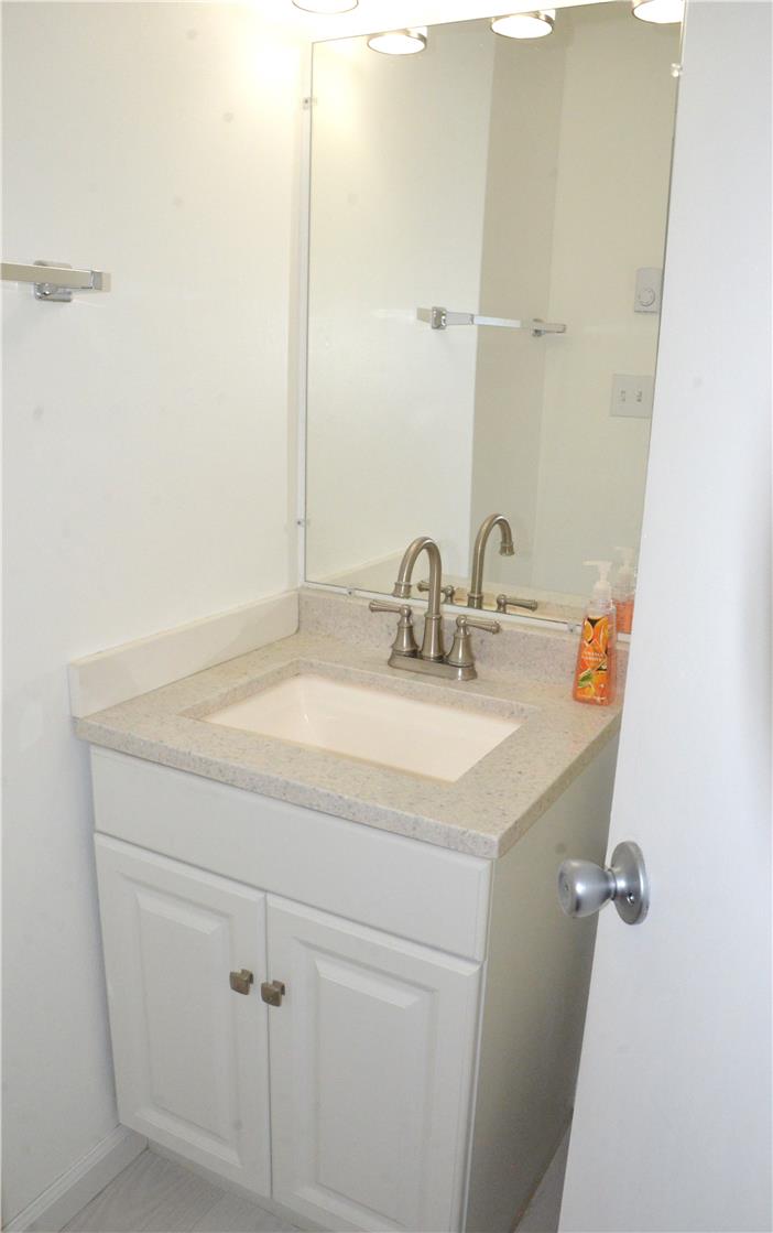 944 West Wyoming Street Property Photo 19
