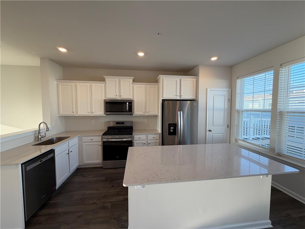 1129 Turnstone Drive Property Photo 3