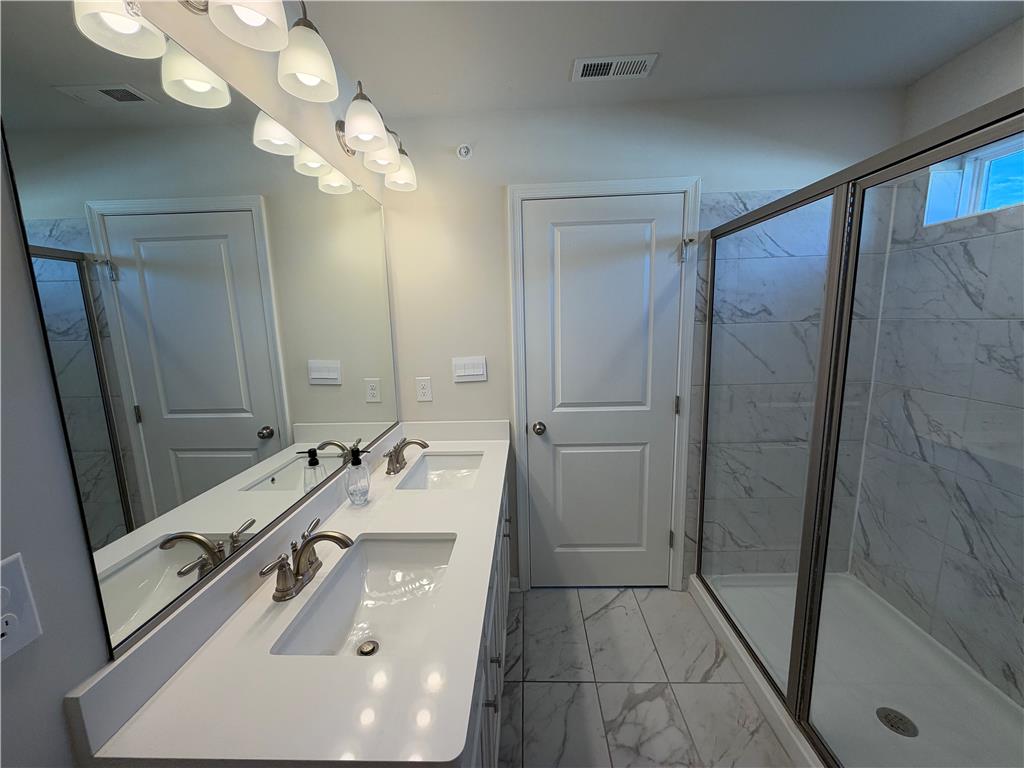 1129 Turnstone Drive Property Photo 13