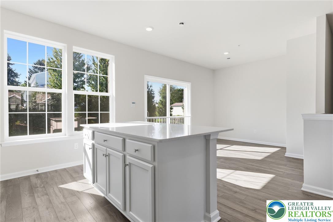 1082 Meadowlark Drive Property Photo 12