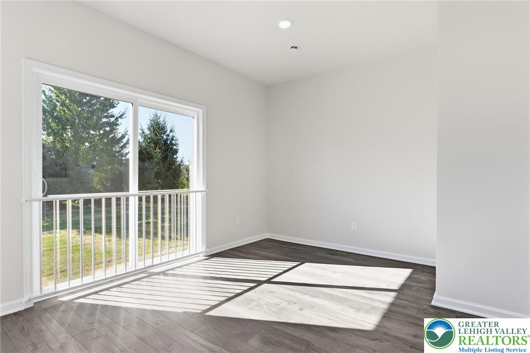 1082 Meadowlark Drive Property Photo 14