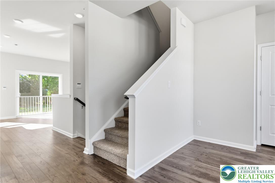 1082 Meadowlark Drive Property Photo 16