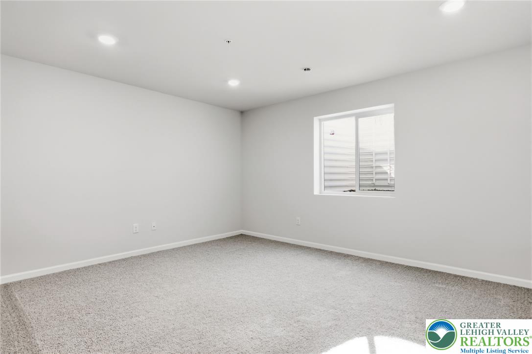 1082 Meadowlark Drive Property Photo 29