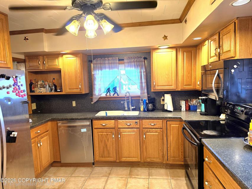 31 East Ludlow Street Property Photo 3