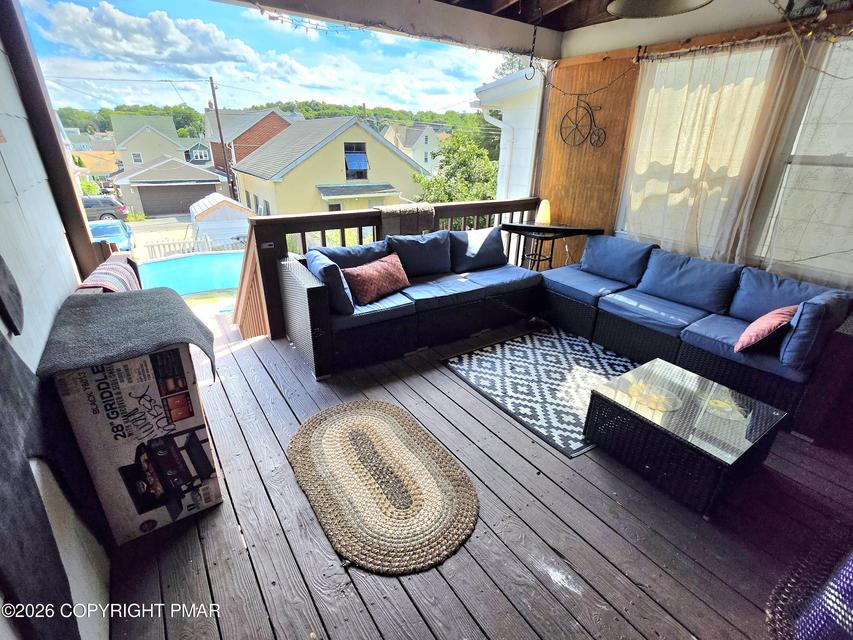 31 East Ludlow Street Property Photo 5