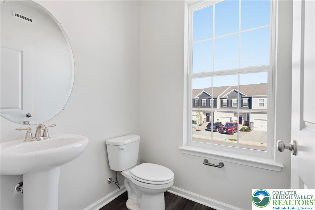 1080 Meadowlark Drive Property Photo 15